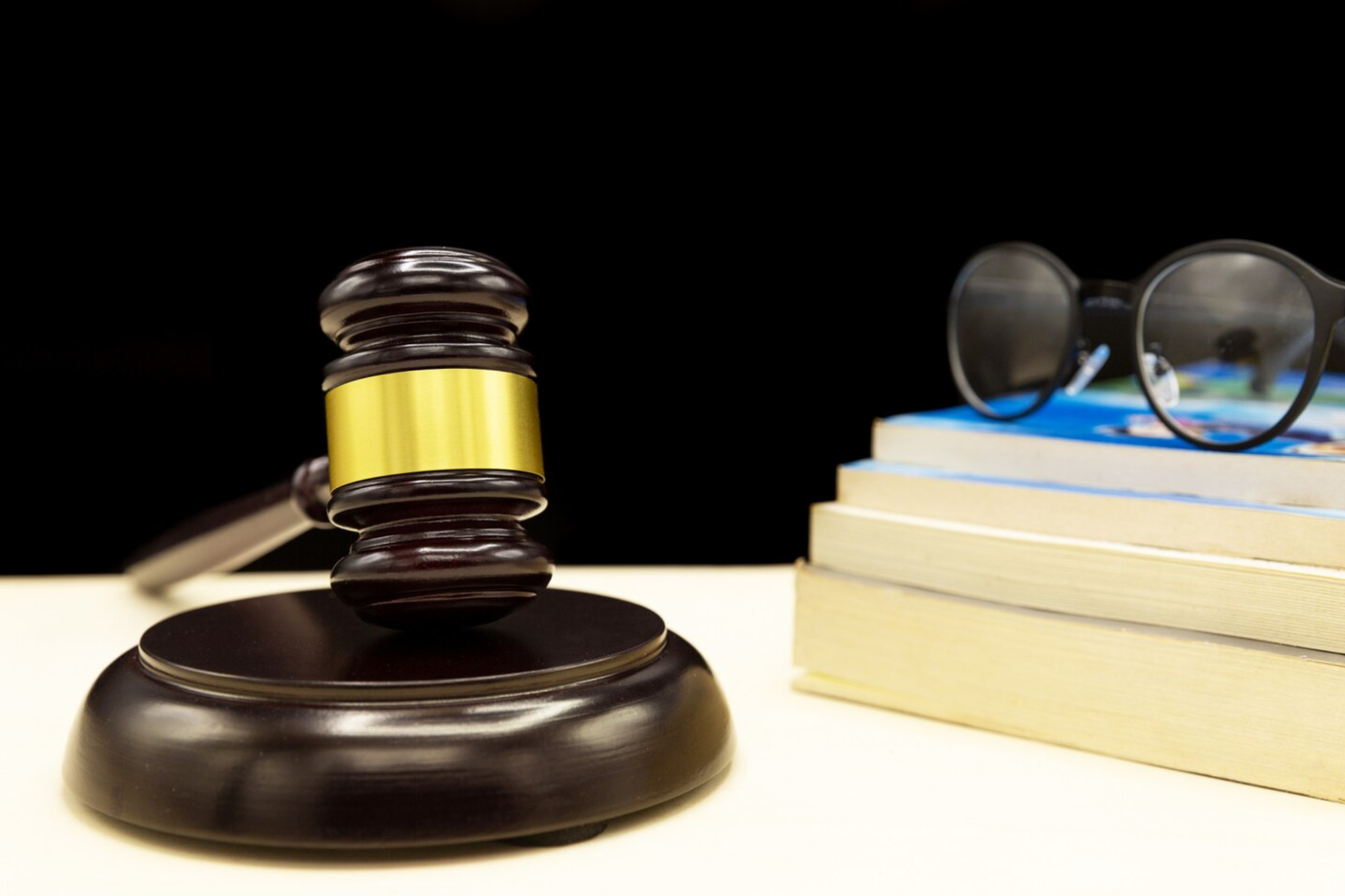 CBUAE Instant Messaging Regulation: What Insurance Customers Need to Know